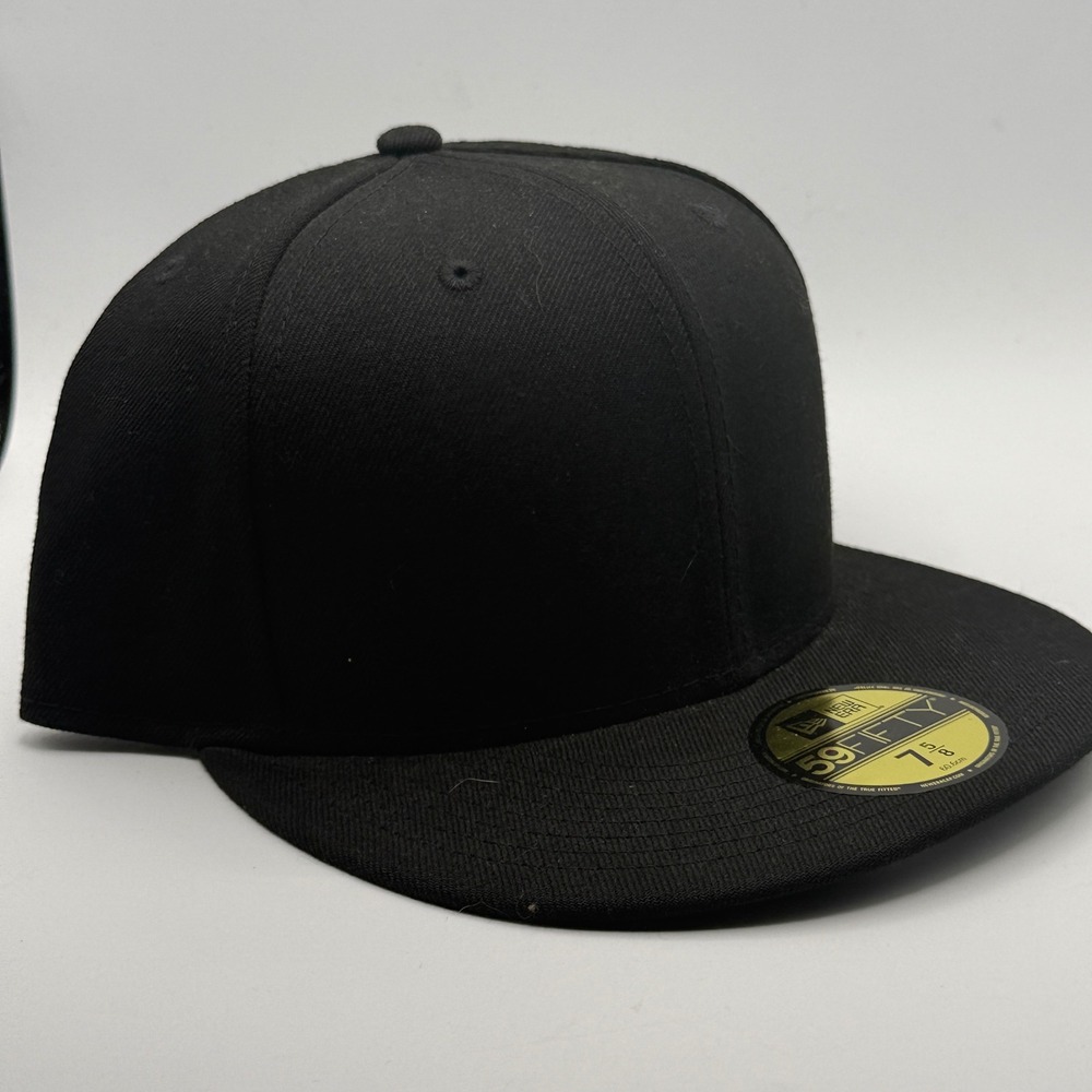 New Era 59FIFTY Blank Fitted Hat Black Size 7 5/8 20957832 Flat Brim Cap